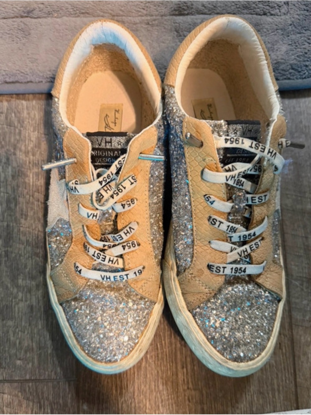 Vintage Havana Silver Glitter and Tan Low-Top Sneakers